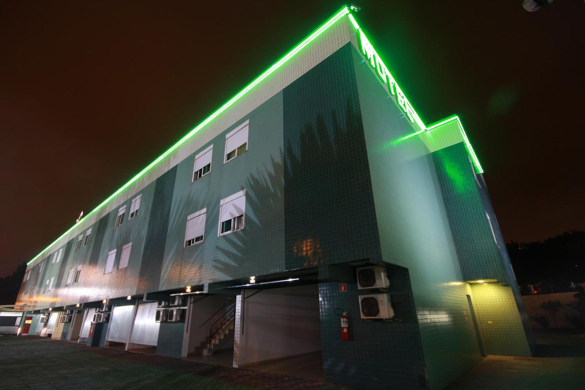 Vitara Motel (Adults Only) Taboao da Serra Exterior photo